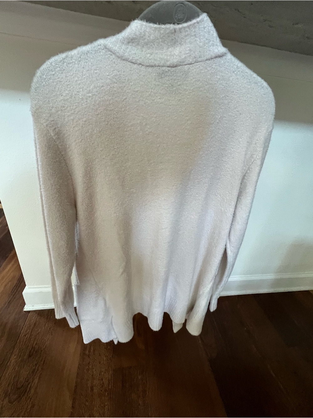 Rachel Zoe Cardigan in cream color - Picture 6 of 8